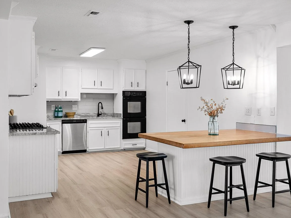 Renovated kitchen in a Hephzibah, GA ranch home