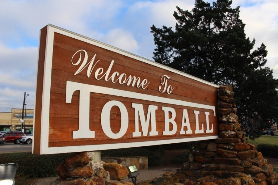 Sign that says welcome to Tomball. This picture was taken in Tomball, Texas