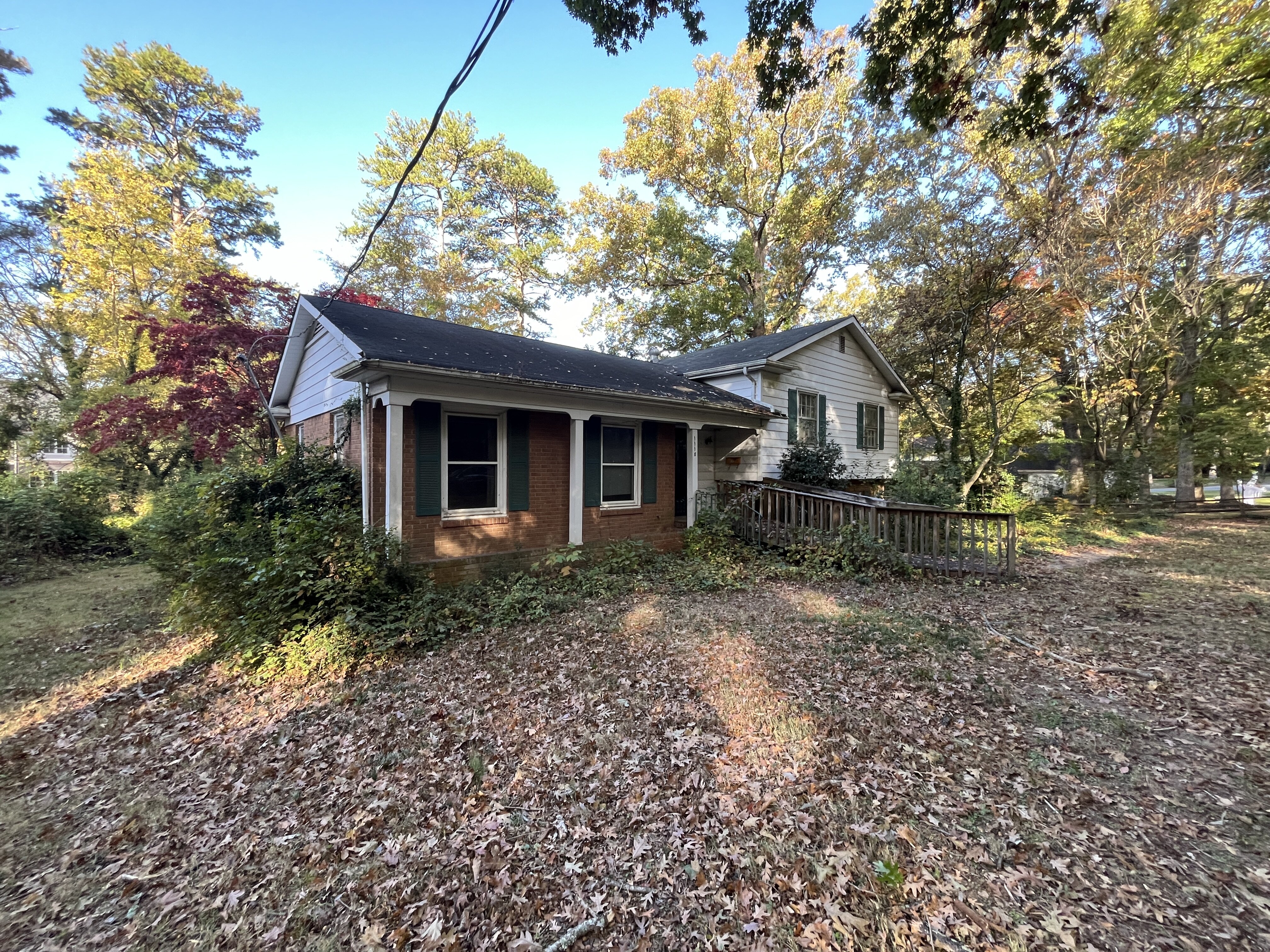 1118 Kingscross Dr, Charlotte