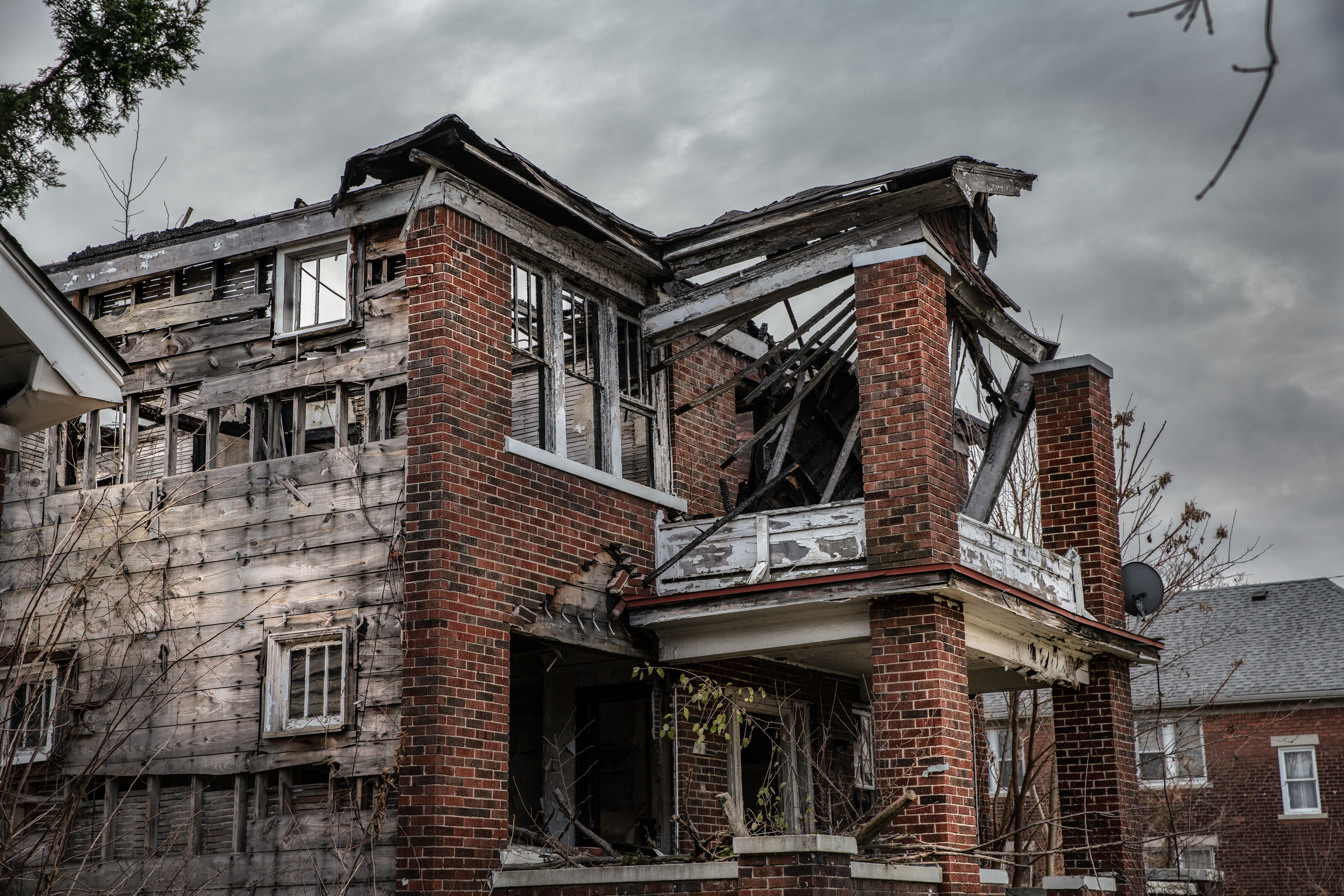 House That Needs Repairs In Hollywood