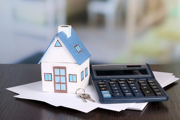 calculating rent in post-closing stay