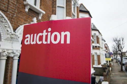 house auction foreclosure