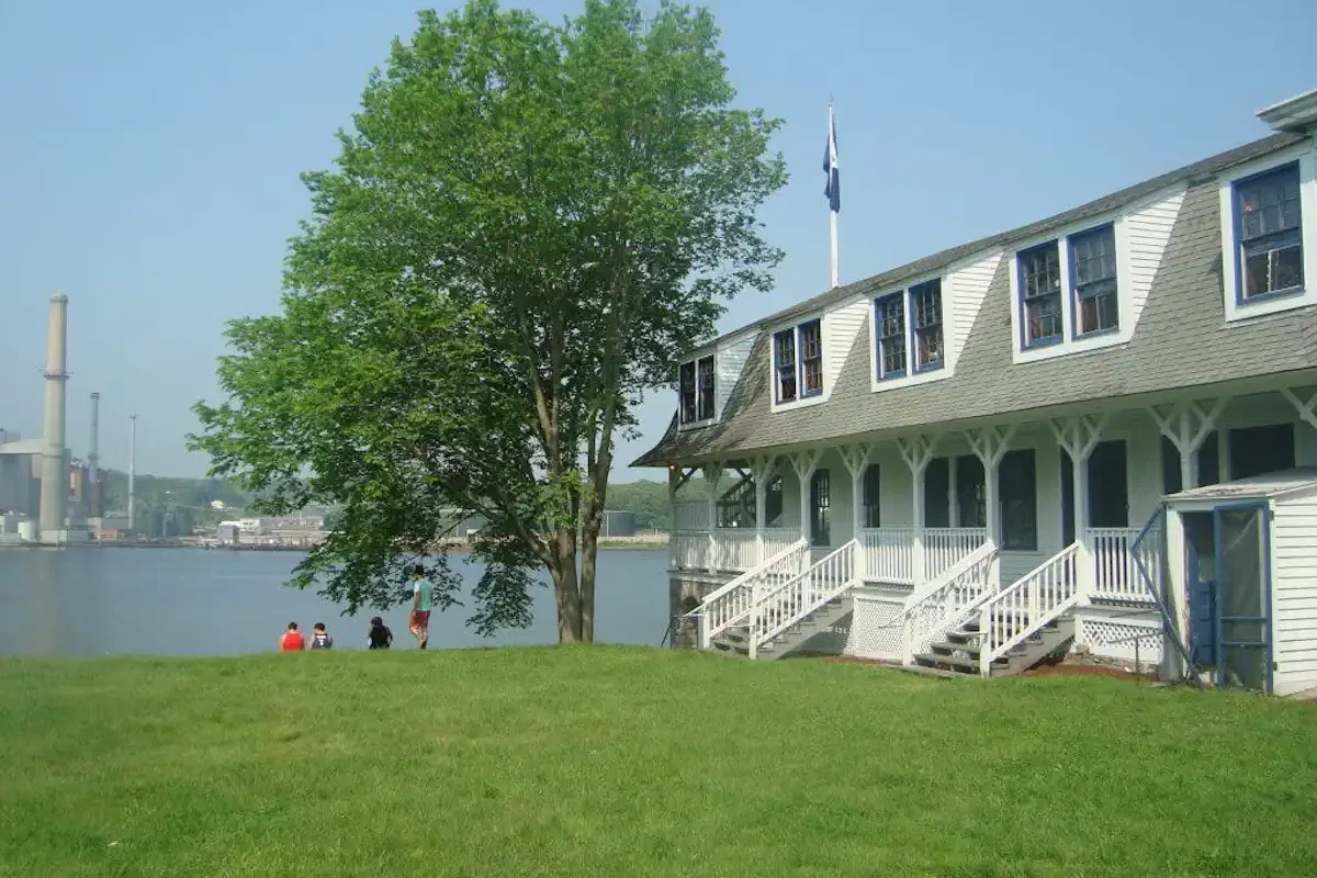 We Buy Houses In Ledyard CT