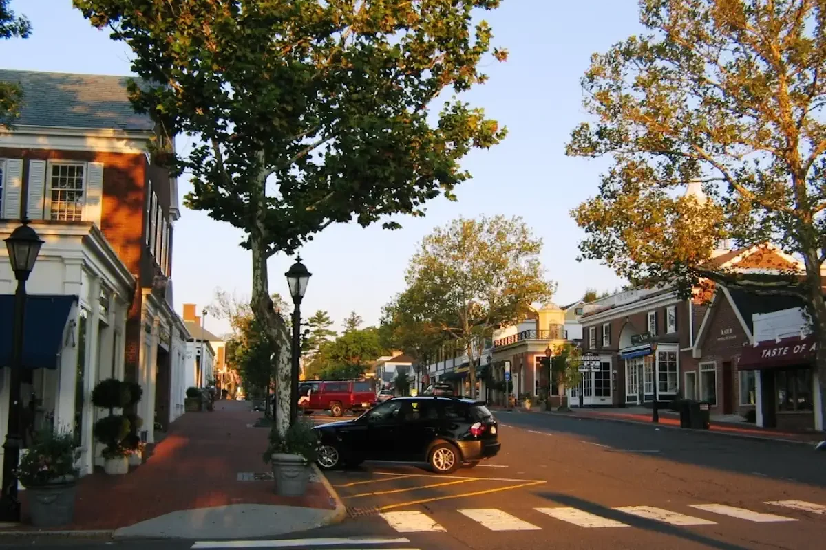 We Buy Houses In New Canaan CT