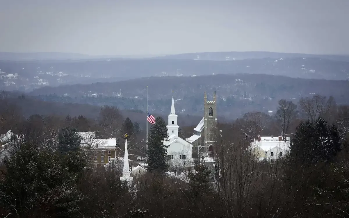 We Buy Houses In Newtown CT