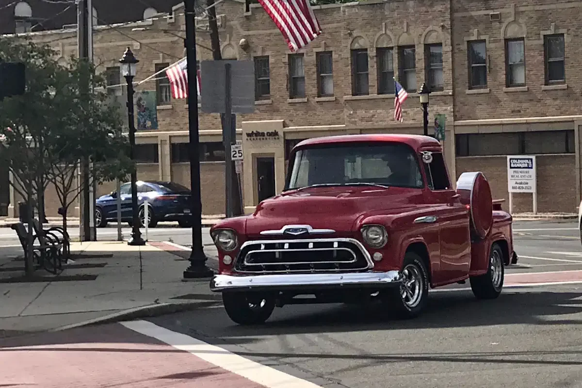 We Buy Houses In Plainville CT