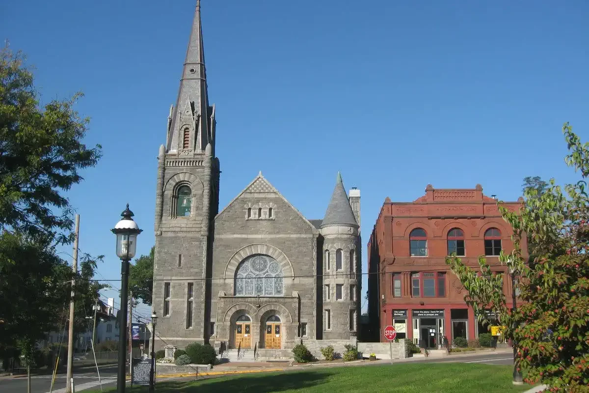 We Buy Houses In Vernon CT