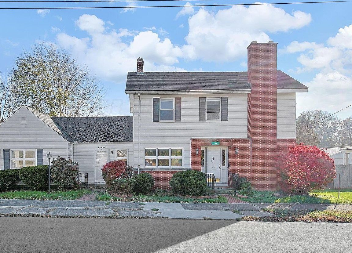 11802 Main Street, Adelphi, OH