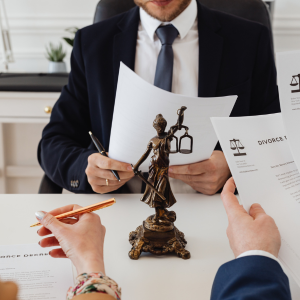 How to Sell a Home During a Divorce Process in Oregon