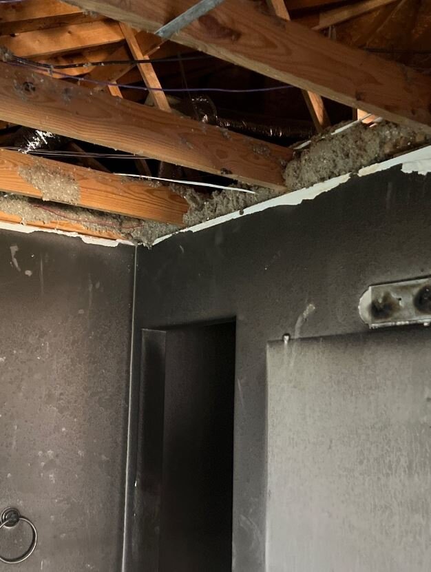 Sell fire damage house