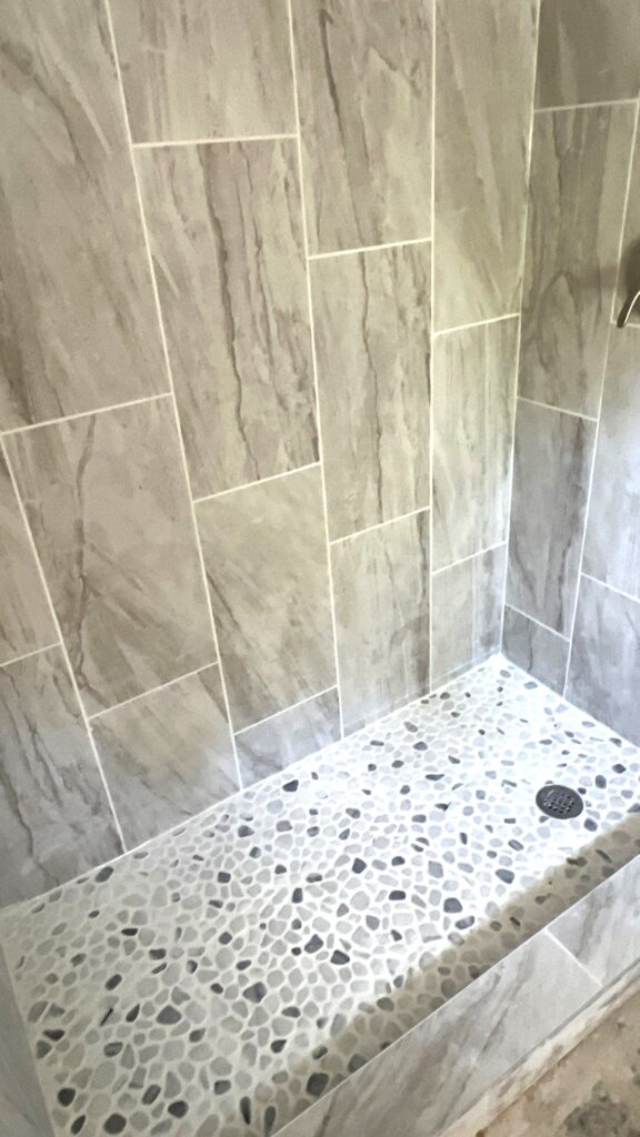 Color Scheme Ideas for Small Bathrooms