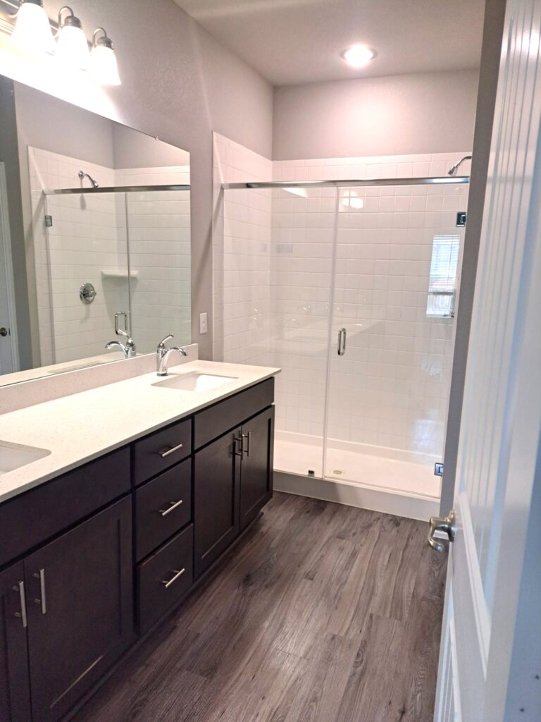 shower glass in small bathroom design
