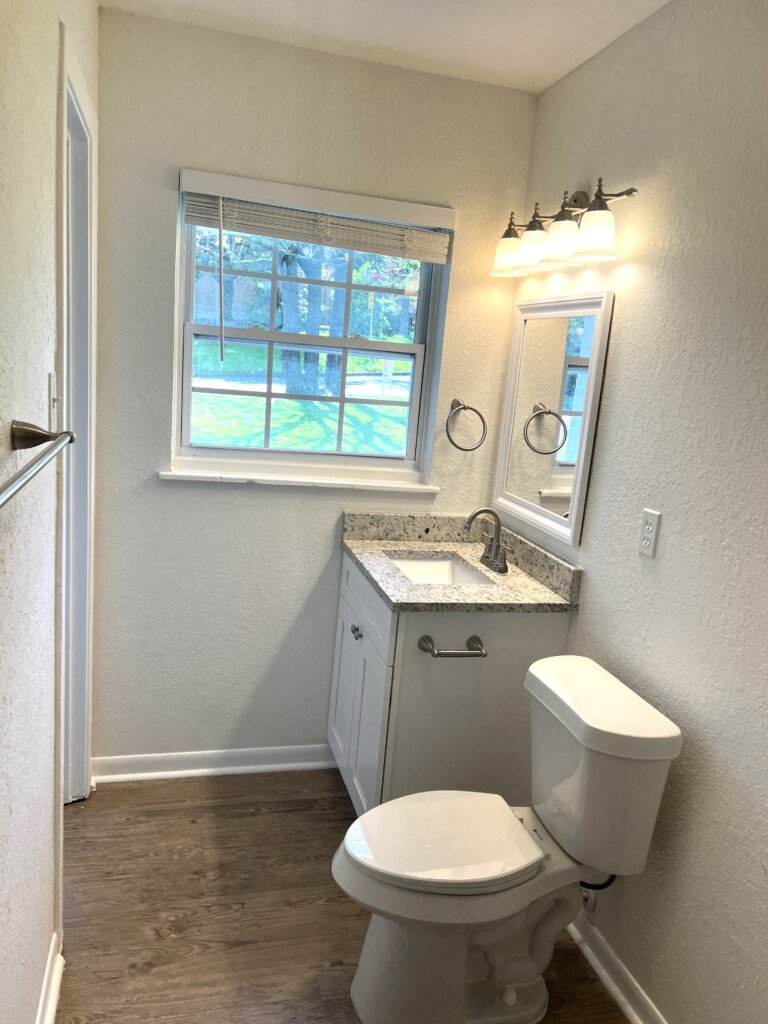 Small Bathroom Design Ideas on a Budget
