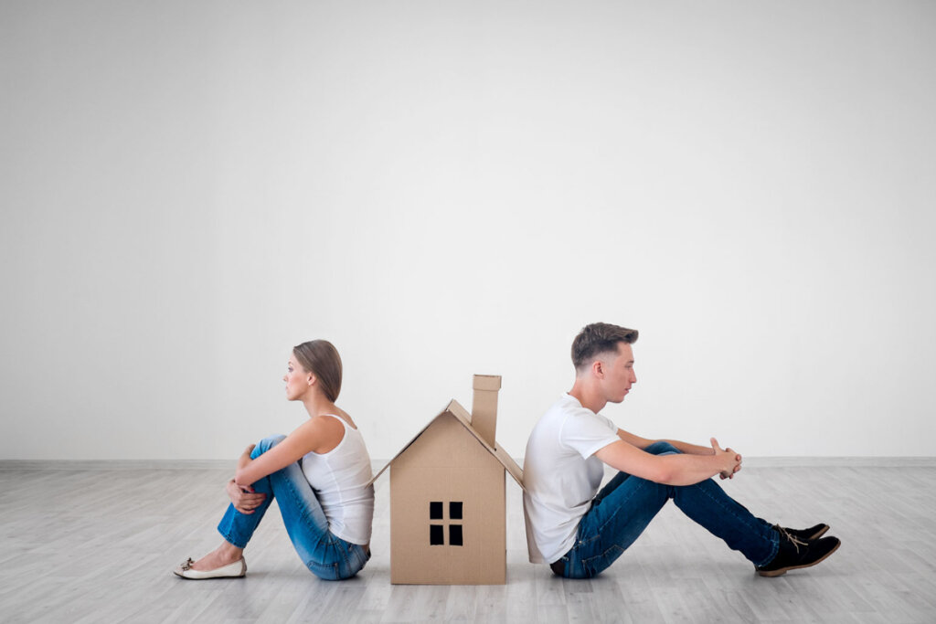 Selling Your House in Roseville While Divorcing