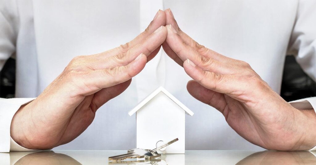 We Buy Houses in Lake Redding Estates