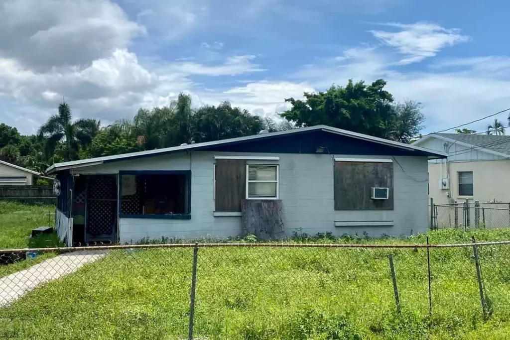 we buy houses throughout florida for cash today