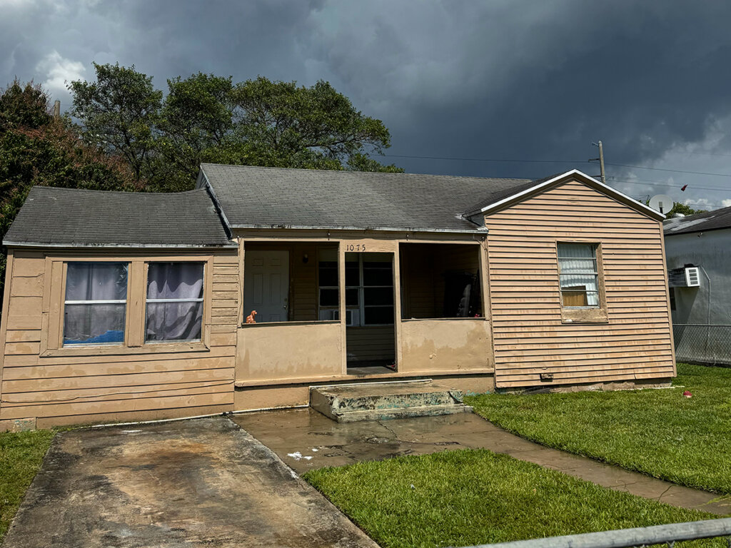 Liberty City Miami Florida Houses to sell for cash today