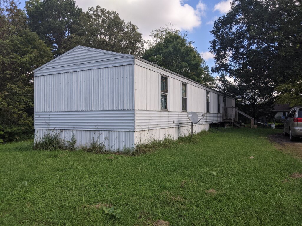 mobile home located in kodak tn mobile home park
