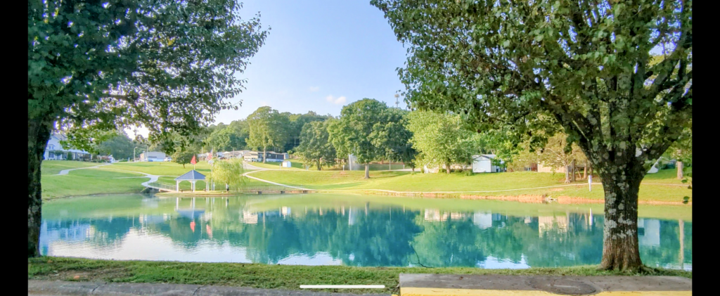 water_features_amherst_ridge_knoxville_tn