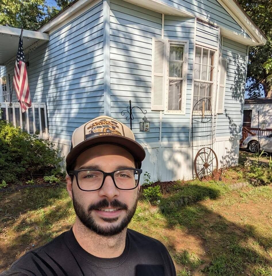 Chris, owner of Knoxville Mobile Home Buyer