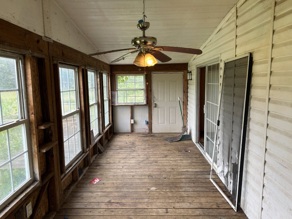 factory-built deck on clayton doublewide in bulls gap, tn