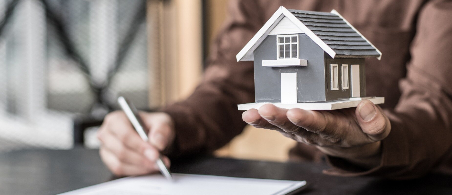 Can you sell a house with mortgage Cleveland