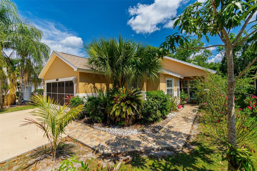 Sell Your House in Indian Point, FL