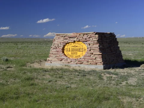 Wyoming-Ranch-Land-BB-Brooks-Monument