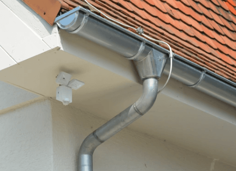 sell house with galvanized pipes in Florida