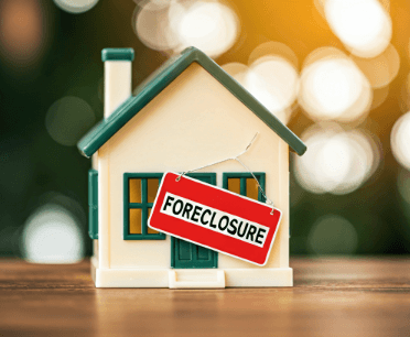 foreclose on house in Naples Florida