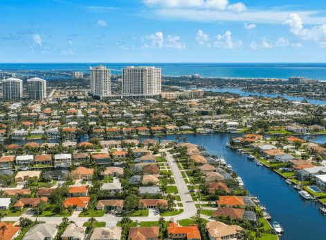 investors are buying properties in Estero Florida