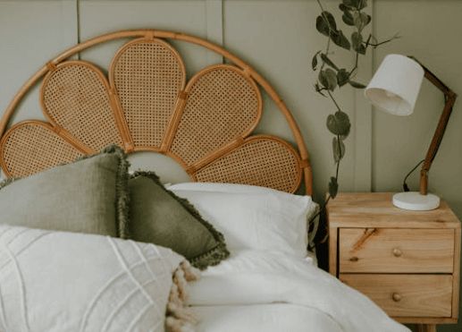 how tall should a nightstand be