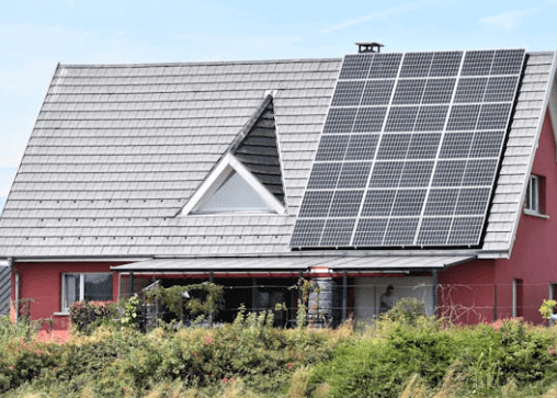 problems with selling a house with solar panels