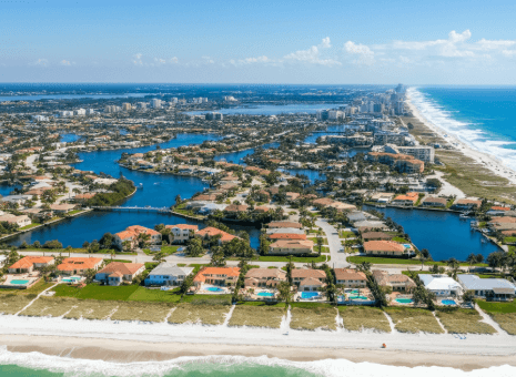 investors are buying properties in Bonita Springs Florida