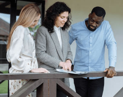 sell house with a bad roof in Alva Florida