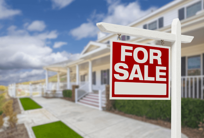 Weighing the Pros and Cons of Selling Your Home During Unemployment