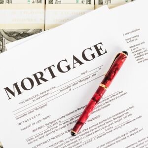 Can You Sell a House With a Mortgage Dallas