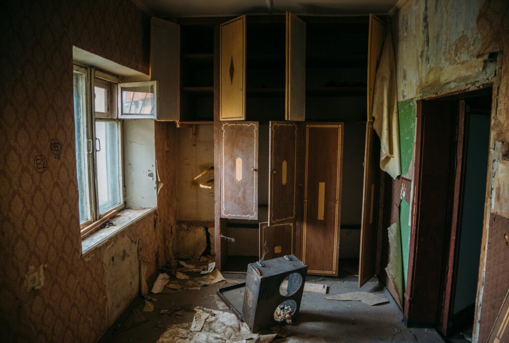 selling property with code issues in Dallas