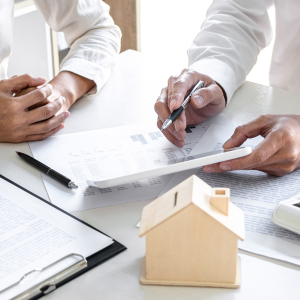 How Long May Seller Stay in House After Closing In Dallas