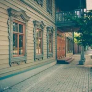 Who Gains the Earnest Money If the Buyer Fails to Complete the Sale in Dallas