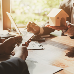 How to Purchase Before Selling Your House