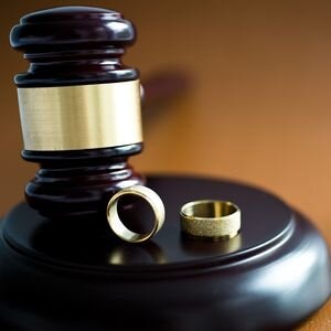 How To Sell A Home Amid A Divorce in Texas