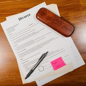 How To Sell A House During The Divorce Process in Texas