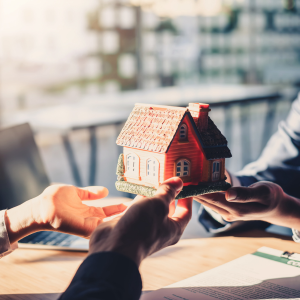 Sell Your House and Buy Another at the Same Time In Texas
