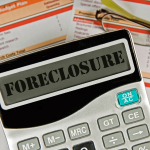 How Long Is Allowed to Move After Foreclosure Auction in Dallas