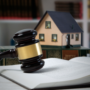 How Long to Vacate After Foreclosure Auction in Dallas