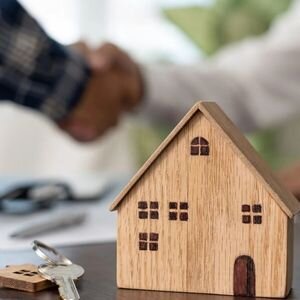 Selling House with Tenant in Dallas