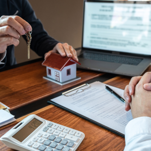 How to Get Released From a Real Estate Contract With a Realtor in Houston