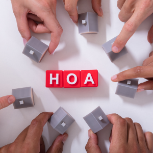 Who is obligated to pay HOA fees at closing In Virginia
