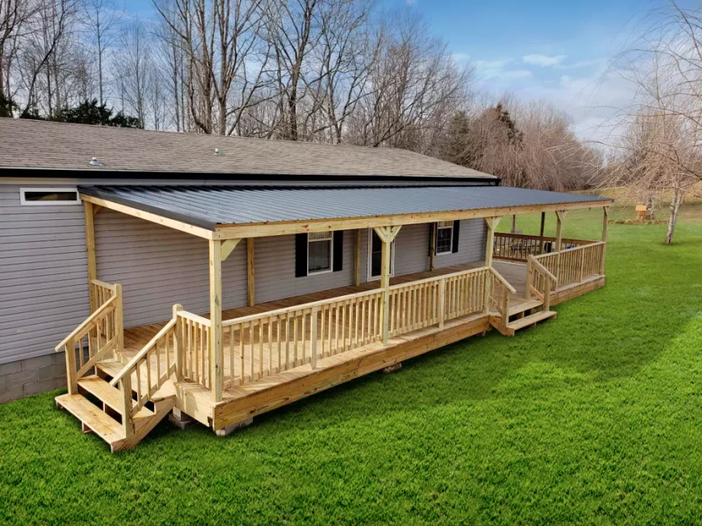 Adding Decking To Your Mobile Home Can Greatly Increase It's Curb Appeal